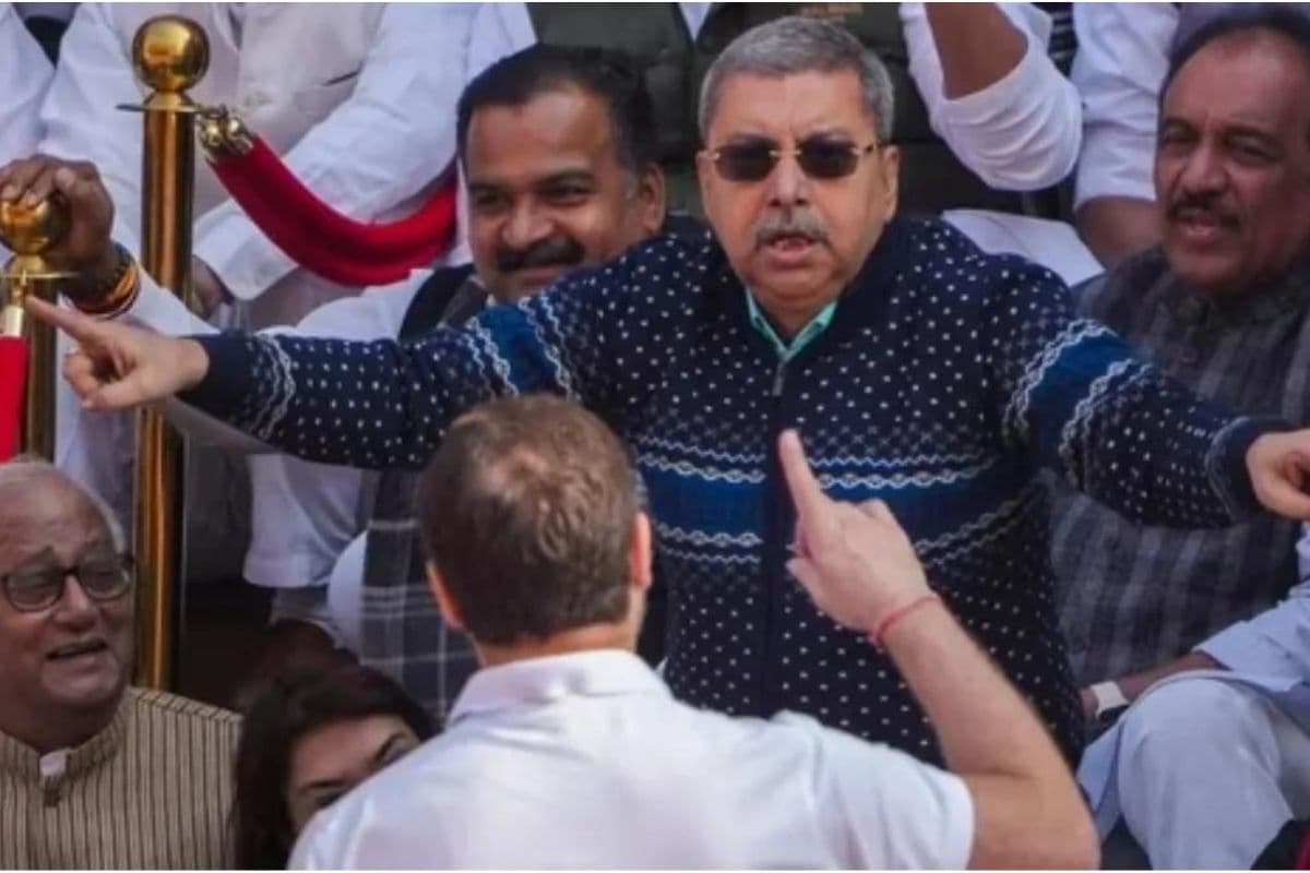 तृणमूल नेता कल्याण बनर्जी ने एक बार फिर उपराष्ट्रपति जगदीप धनखड़ की उतारी नकल कहा,मिमिक्री मेरा मौलिक अधिकार..