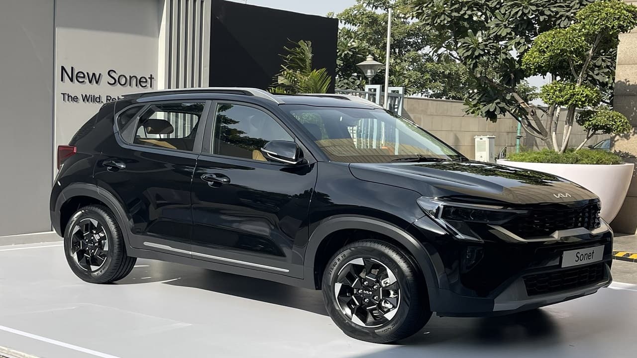 जल्दी करें! 8 लाख से भी सस्ती कीमत पर आ गई किआ की फेसलिफ्ट कार, 20 दिसंबर से बुकिंग शुरू