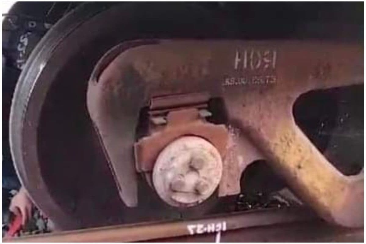 WB News : कालना में मालगाड़ी हुई बेपटरी, ट्रेन सेवाएं प्रभावित