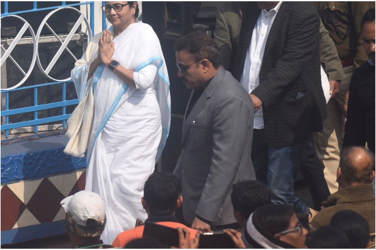 Mamata Banerjee : नेताजी फाइल को लेकर ममता बनर्जी ने केंद्र पर साधा निशाना, पूछा कहां गये सुभाष