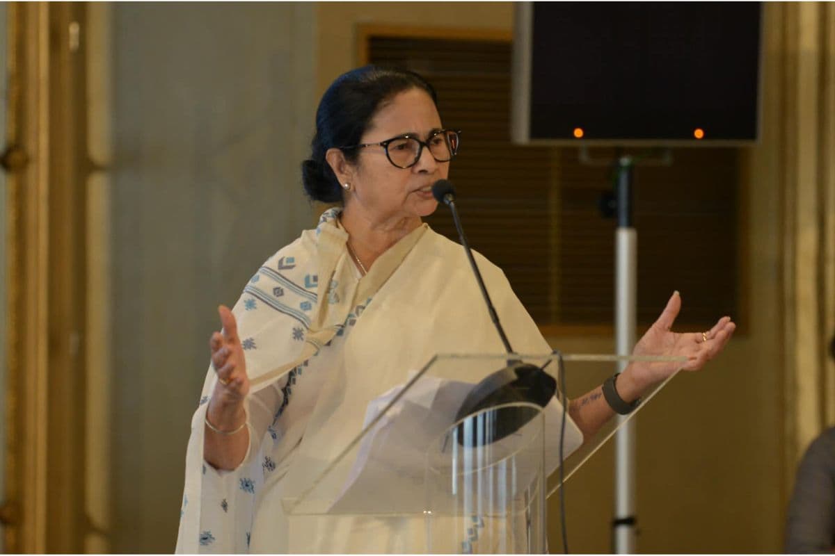 West Bengal : 'कोरोना बढ़ रहा है पहनें मास्क', बिना सख्ती बरते ममता बनर्जी का कोविड पर बड़ा संदेश