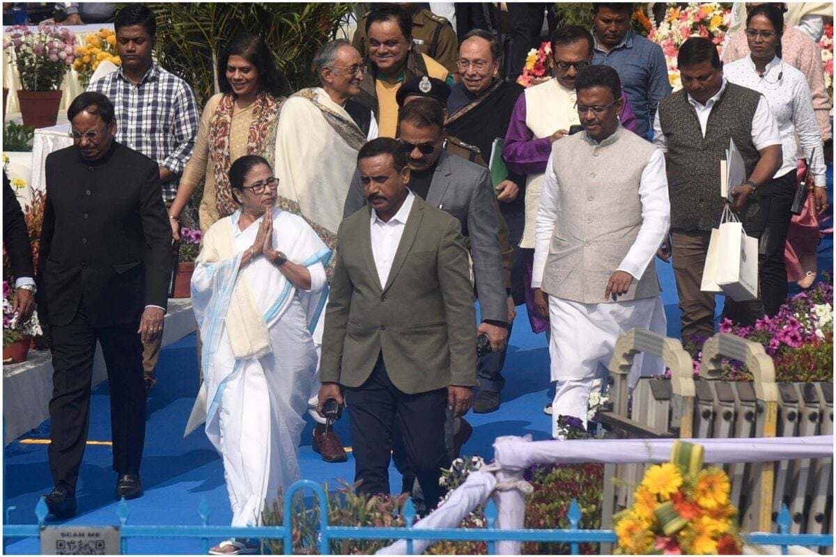 Mamata Banerjee : किसानों पर भाजपा के बर्बर हमले की निंदा करते हुए ममता बनर्जी ने केंद्र पर जमकर साधा निशाना