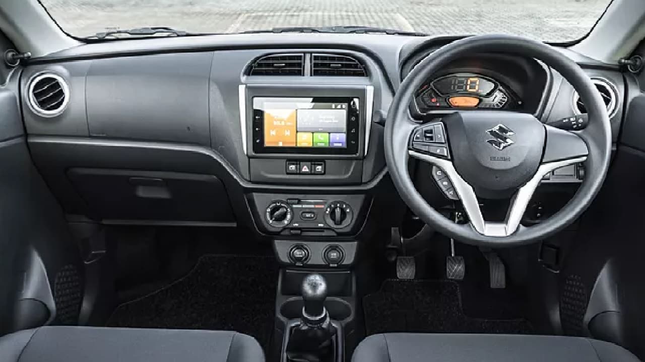 छूट पर लूट...! मारुति की 6 सस्ती कारों पर 62,000 रुपये तक भारी डिस्काउंट