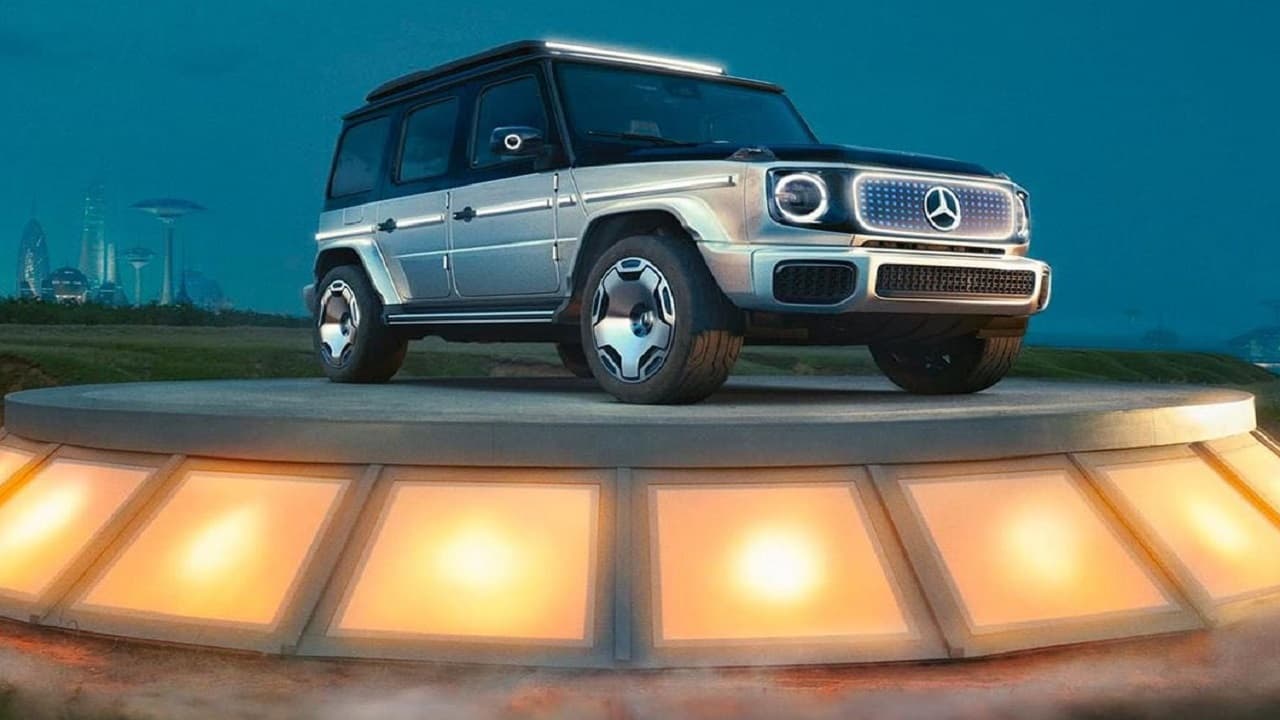 PHOTO: मर्सिडीज बेंज ने ऑल इलेक्ट्रिक जी वैगन से उठाया पर्दा, जानें ऑफ-रोड एसयूवी कार खासियत