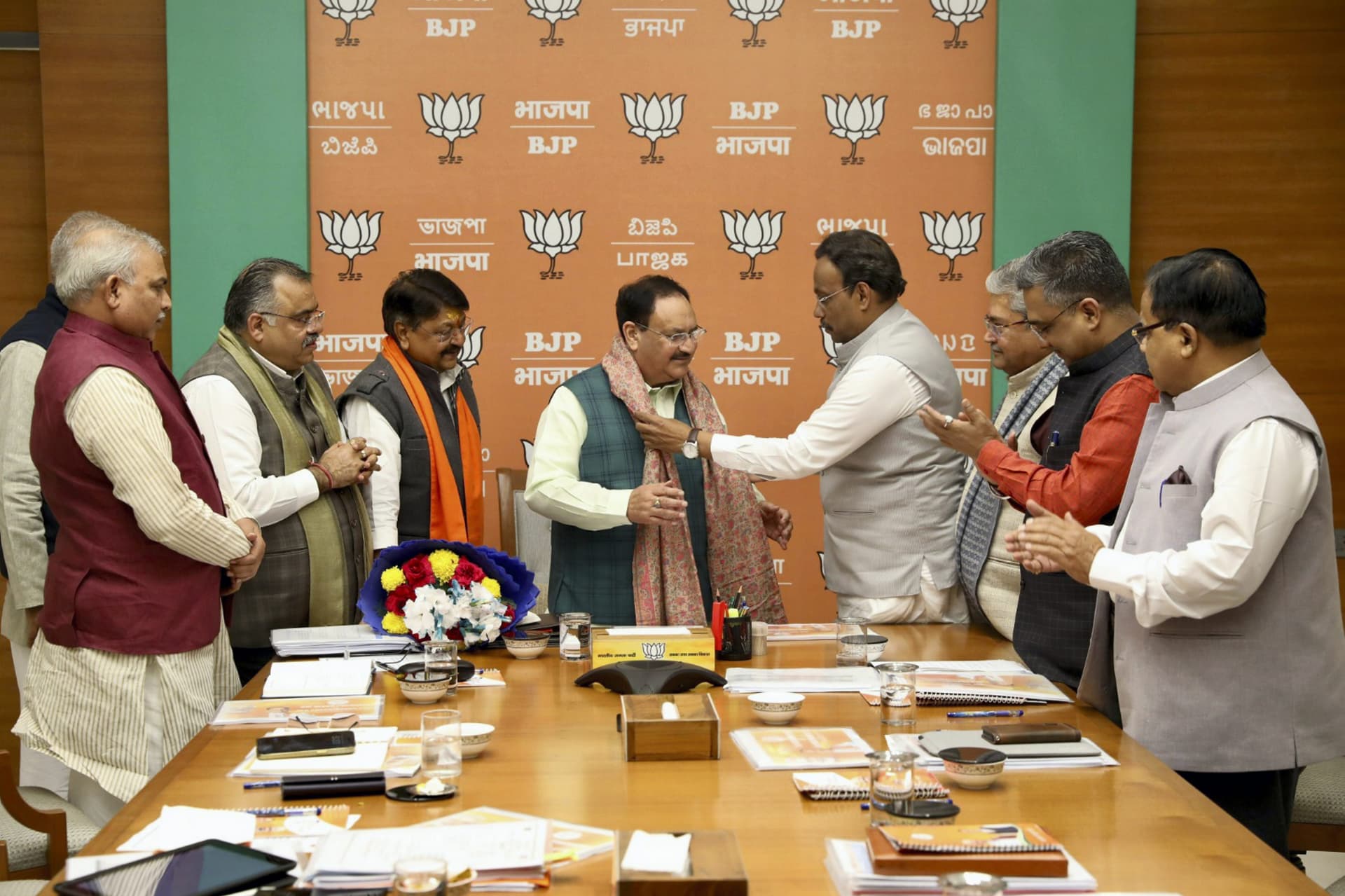 मध्य प्रदेश, छत्तीसगढ़ और राजस्थान में नये मुख्यमंत्रियों पर सस्पेंस बरकरार, दिल्ली में बीजेपी की बड़ी बैठक