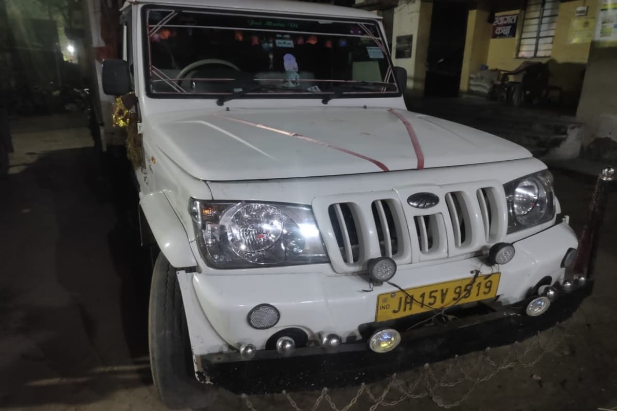 झारखंड: बकरा लोड पिकअप वैन से अवैध वसूली का प्रयास पड़ा महंगा, एएसआई समेत चार जवान सस्पेंड