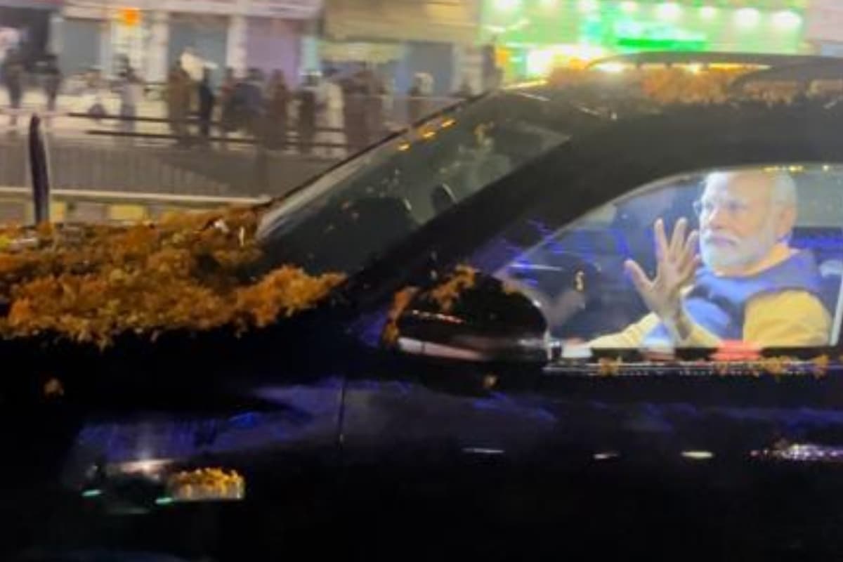 Varanasi: पीएम मोदी आज पहुंचेंगे वाराणसी, काशी को सौपेंगे दूसरी वंदे भारत ट्रेन, तमिल संगमम् का करेंगे शुभारंभ