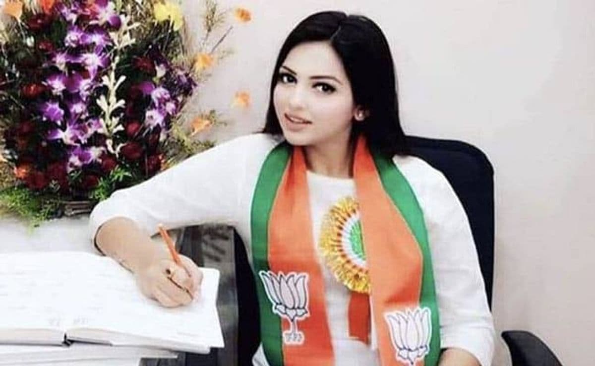 कोलकाता कोकीन केस: पामेला गोस्वामी और राकेश सिंह के अफेयर को दिया गया राजनीतिक रंग !