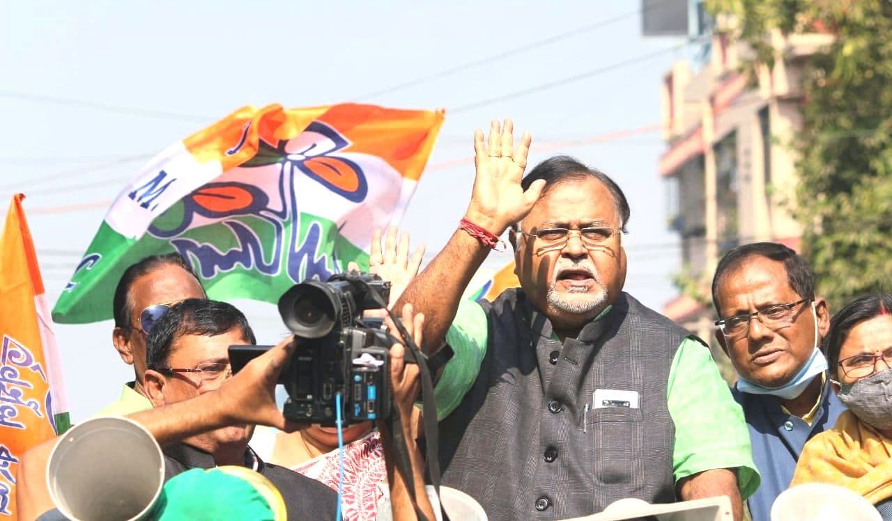 College Reopen: पश्चिम बंगाल में अभी नहीं खुलेंगे कॉलेज और विश्वविद्यालय : पार्थ चटर्जी