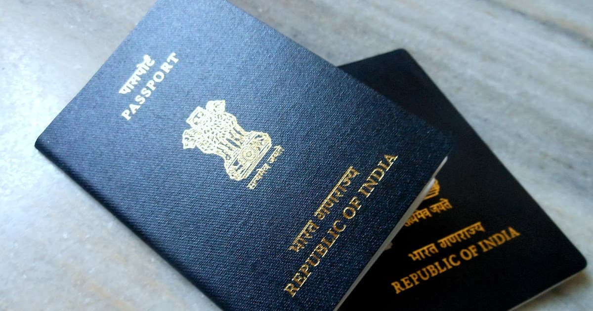 बिहारियों में कम हुआ विदेश जाने का क्रेज, पासपोर्ट आवेदन में आयी 50 हजार की कमी