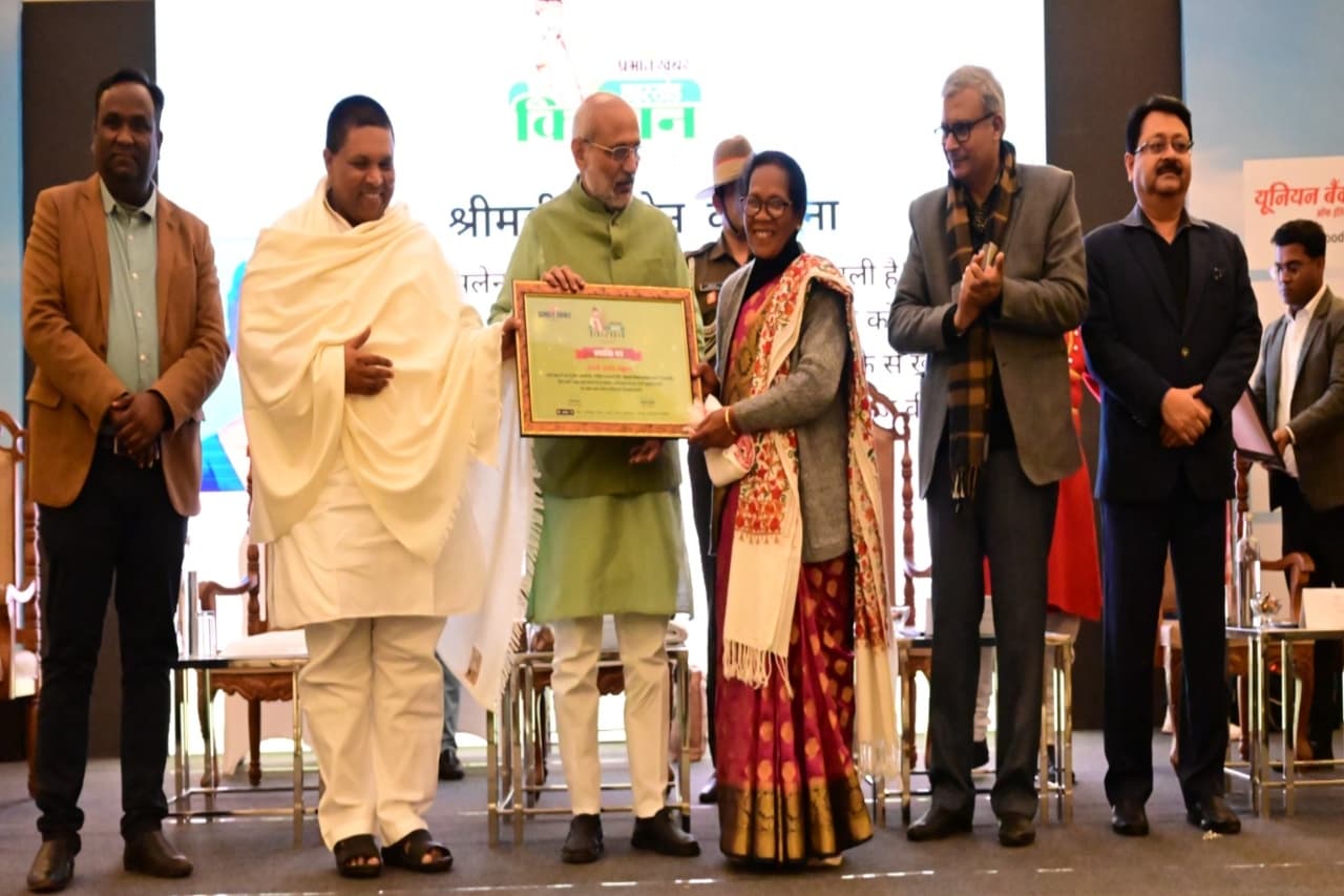 प्रभात खबर झारखंड किसान सम्मान: राज्यपाल सीपी राधाकृष्णन ने 48 को किया सम्मानित, किसानों को बताया समाज की रीढ़