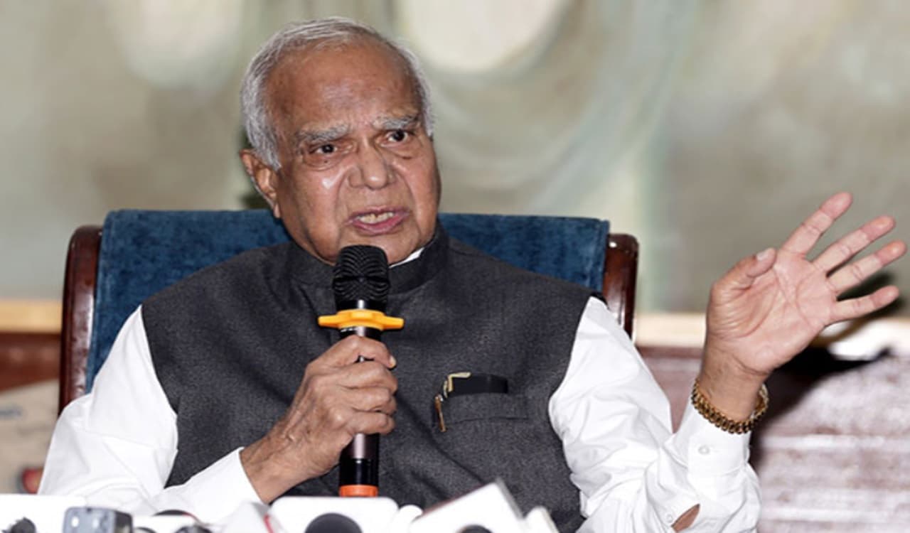 पंजाब के राज्यपाल बनवारी लाल पुरोहित ने अपने पद से दिया इस्तीफा, जानें क्या है कारण