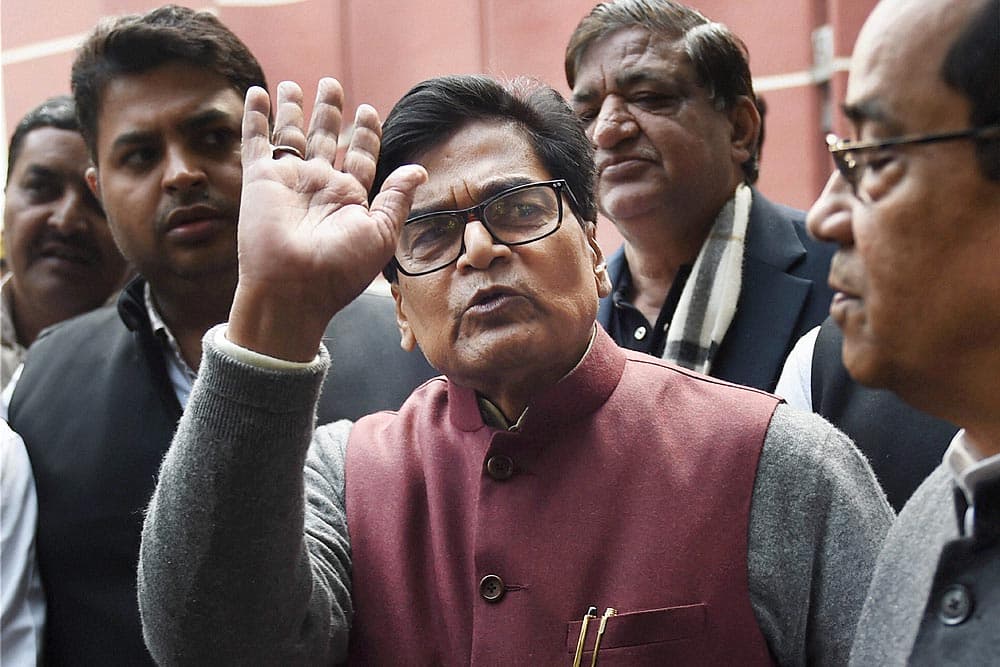 Lok Sabha Election: सपा-कांग्रेस की बैठक के बाद रामगोपाल यादव ने क्यों कहा आधा रास्ता बाकी