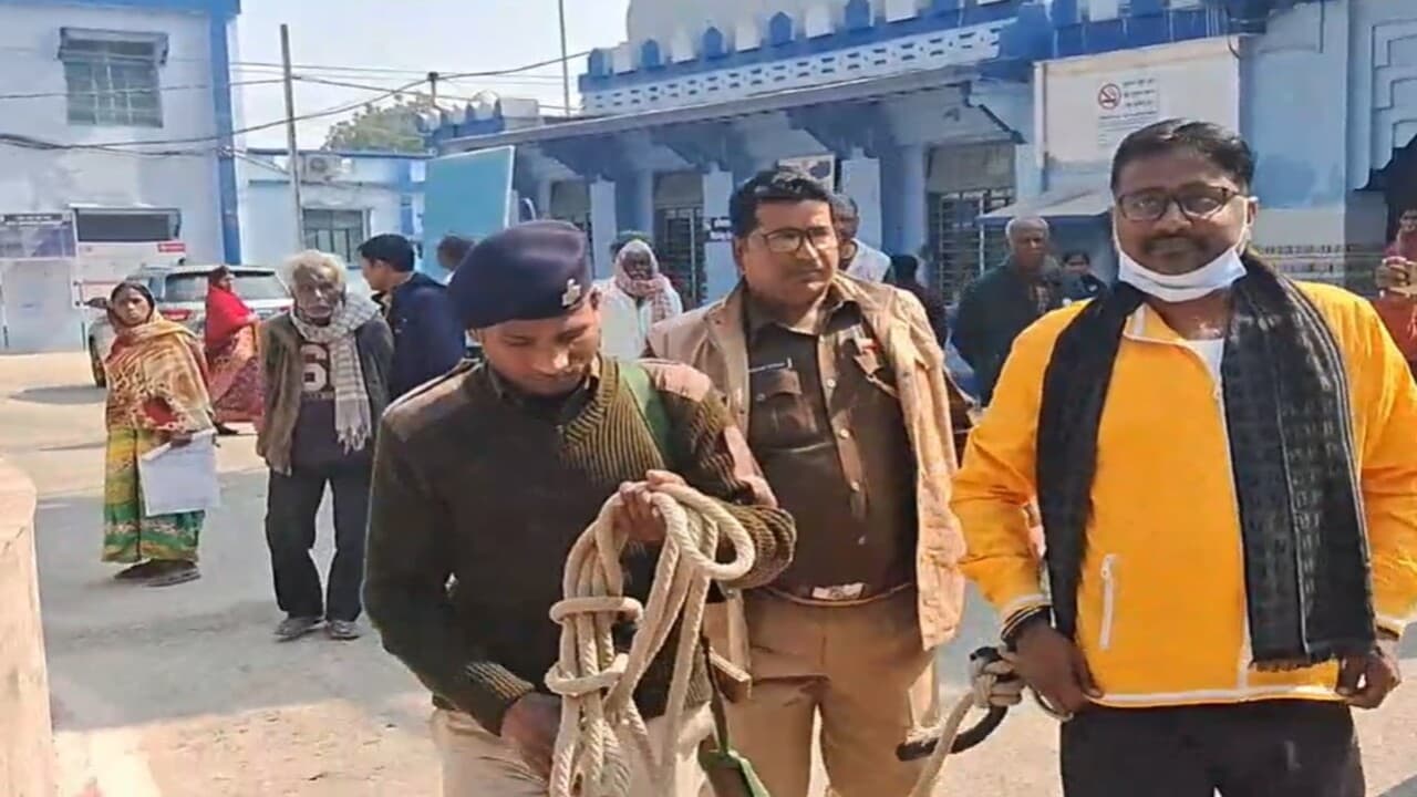 'मोती यादव के कारण मैं फंसा..' भागलपुर में NIA रेड के बाद गिरफ्तार शंकर यादव ने जानिए क्या दी सफाई..