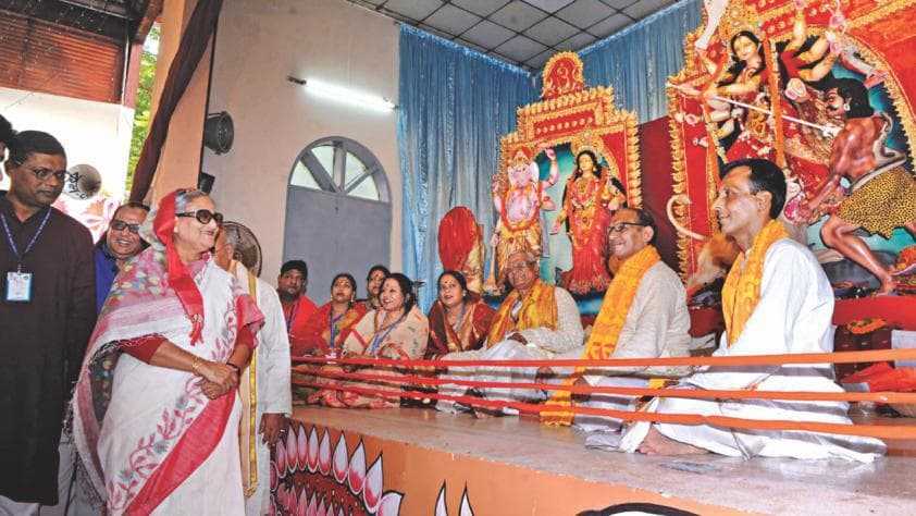 शेख हसीना ने भारत को दी नसीहत, बोलीं- वहां कुछ ऐसा न हो कि उसका असर बांग्लादेश के हिंदुओं पर पड़े शेख हसीना ने भारत को दी नसीहत, बोलीं- वहां कुछ ऐसा न हो कि उसका असर बांग्लादेश के हिंदुओं पर पड़े