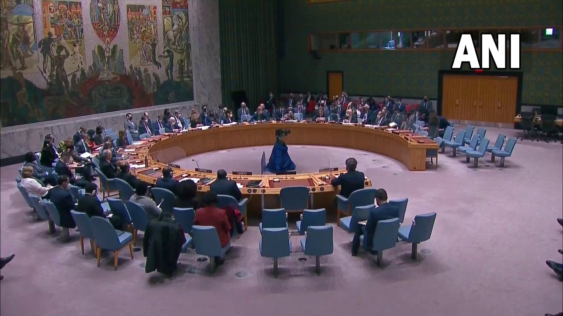 रूस के साथ भारत के रिश्ते को 'मजबूरी' बता रहा अमेरिका, पूर्व राजनयिक ने दी विवादित टिप्पणी