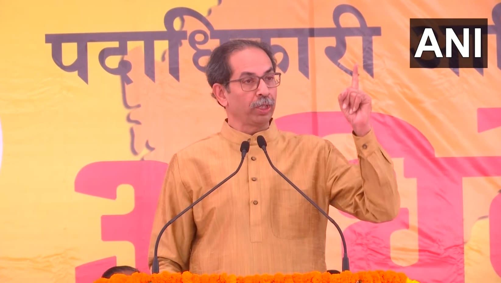 ‘बिहार में वोट के लिए कर्पूरी ठाकुर को दिया गया भारत रत्न’, उद्धव ठाकरे ने मोदी सरकार के फैसले पर उठाया सवाल