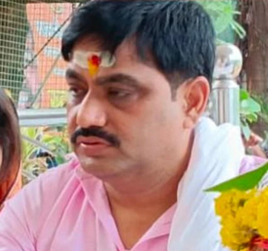 Umesh Pal Murder Case: हमले में इस्तेमाल एसयूवी माफिया अतीक अहमद के घर पास लावारिस मिली