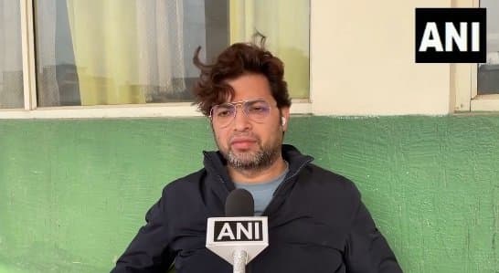 रामलला को पीताम्बरी धोती- अंगवस्त्र में सजाने वाले मनीष त्रिपाठी ने कहा-चुनौतीपूर्ण था, हमने रोज प्रार्थना की