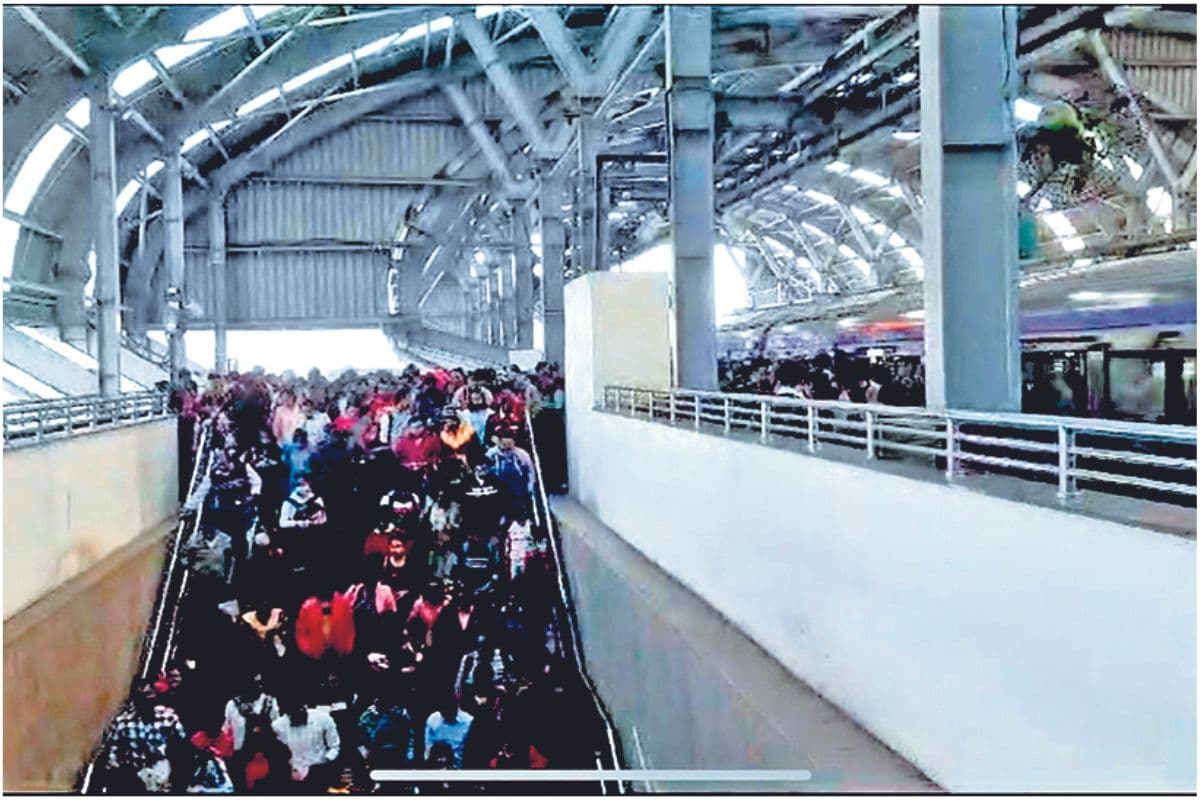 WB News : पुस्तक मेले का हंगामा पहुंचा थाने तक, रात भर किया गया प्रदर्शन