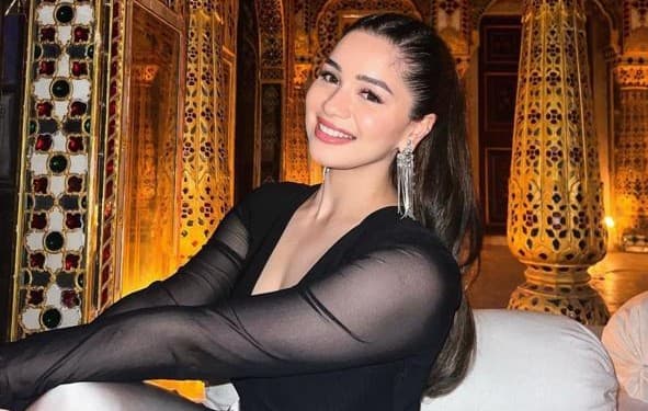 सारा तेंदुलकर ने इंस्टाग्राम पर शेयर कीं अपनी नई तस्वीरें, जयपुर की इस फेमस प्लेस पर कर रही हैं सैर