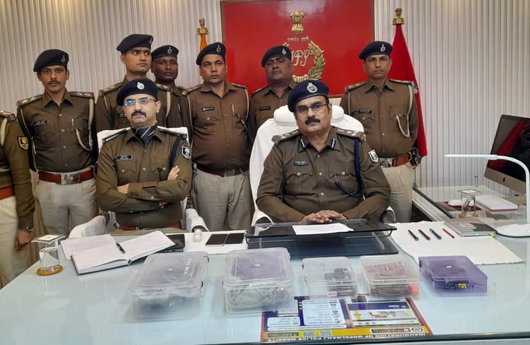 प्रेमिका ने ब्लैकमेल करनेवाले धोखेबाज प्रेमी का गला रेता, फिर चाकू से निकाल ली दोनों आंखें