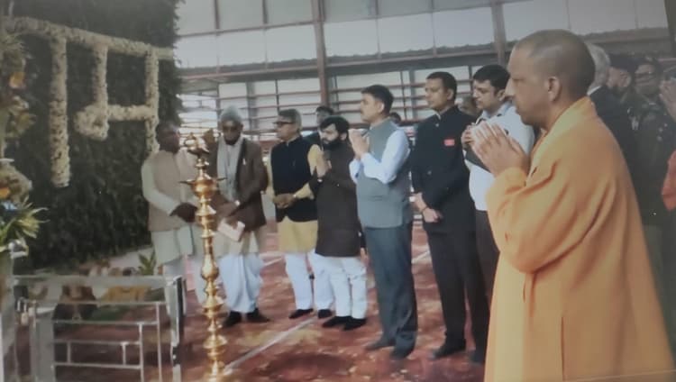 Ayodhya : मंदिर में भगवान राम की ससुराल से पहुंचाया जाएगा पाग,पान और मखाने का नजराना,  CM योगी ने की पूजा