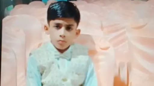 UP News: हमीरपुर में मासूम छात्र ने मोबाइल में देखी रील, फिर लगाई फांसी, परिवार में मचा कोहराम