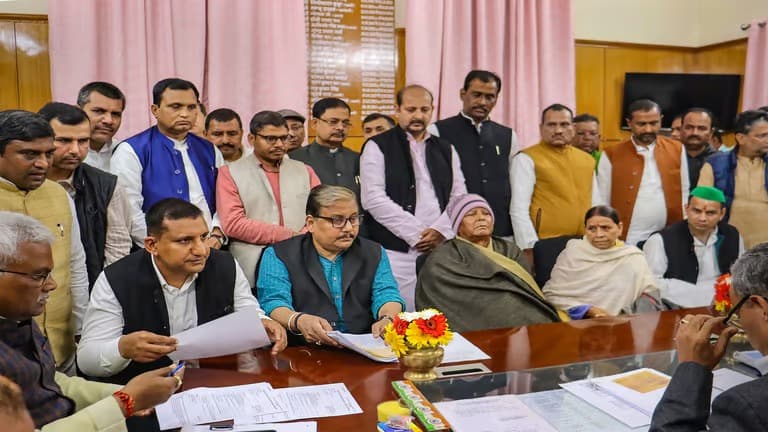 संजय यादव को राज्यसभा भेजे जाने पर JDU भड़की, पढ़िए आरजेडी के बागी विधायक चेतन आनंद ने क्या कुछ कहा