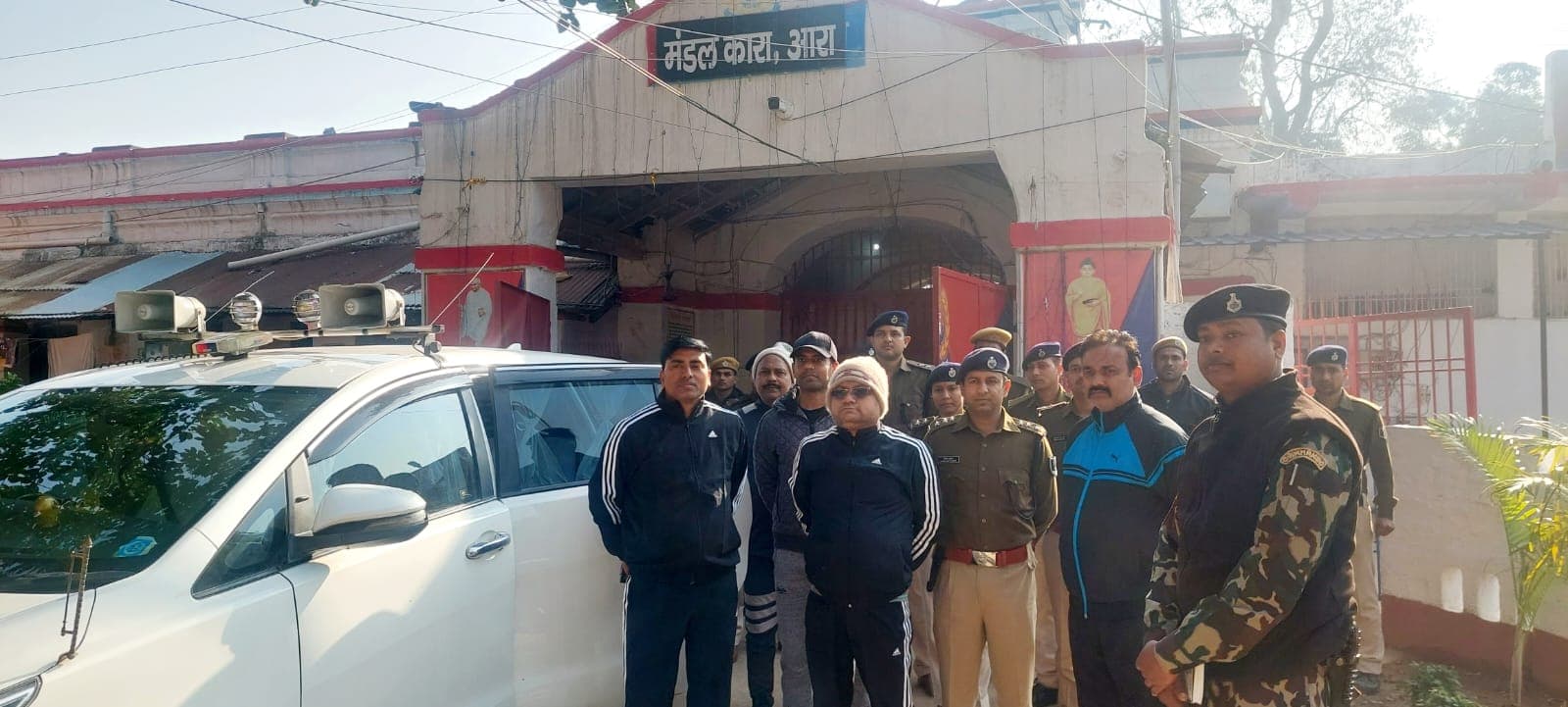 बिहार के जेलों में ताबड़तोड़ छापेमारी, आरा- सासाराम और पटना के बाढ़ उपकारा में ली गयी तलाशी