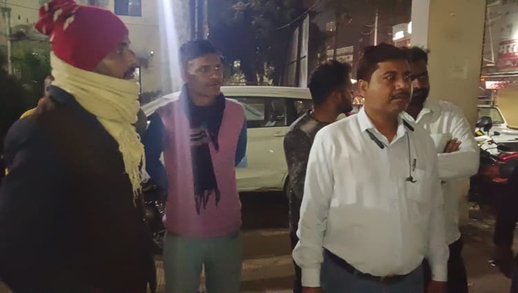 Tejashwi Yadav की यात्रा में पॉकेटमारों की रही चांदी, आधा दर्जन लोगों की जेब से उड़ाए 95,000 रुपए