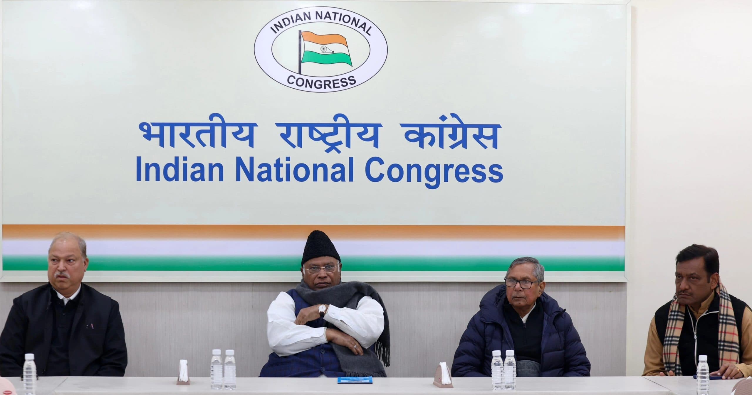 बिहार-झारखंड के कांग्रेस विधायक हैदराबाद ही क्यों भेजे गए? पार्टी में टूट की आशंका के बीच क्या है टूर की वजह..