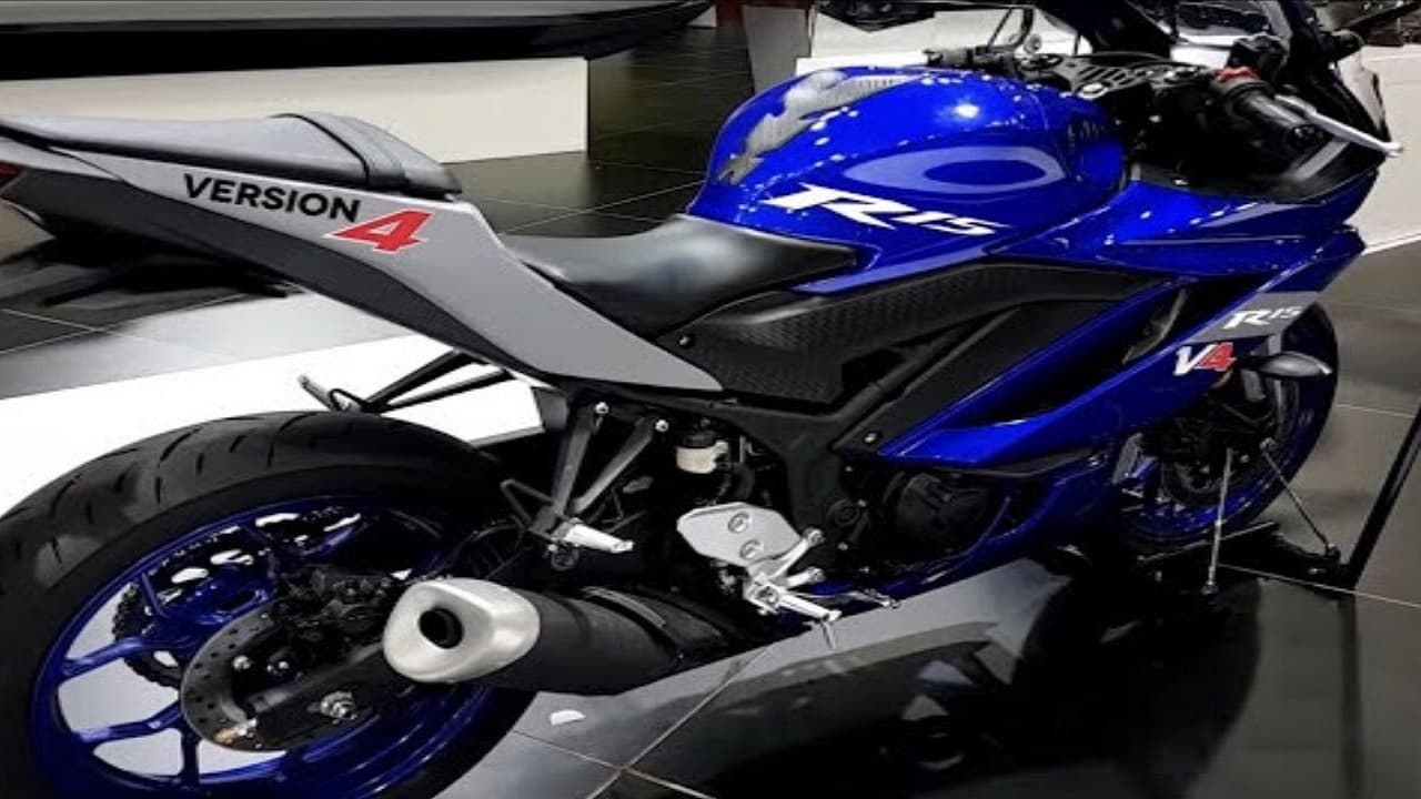 Yamaha की ये बाइक हवा से करती है बात, रफ्तार में बजाज पल्सर डिस्टर्ब