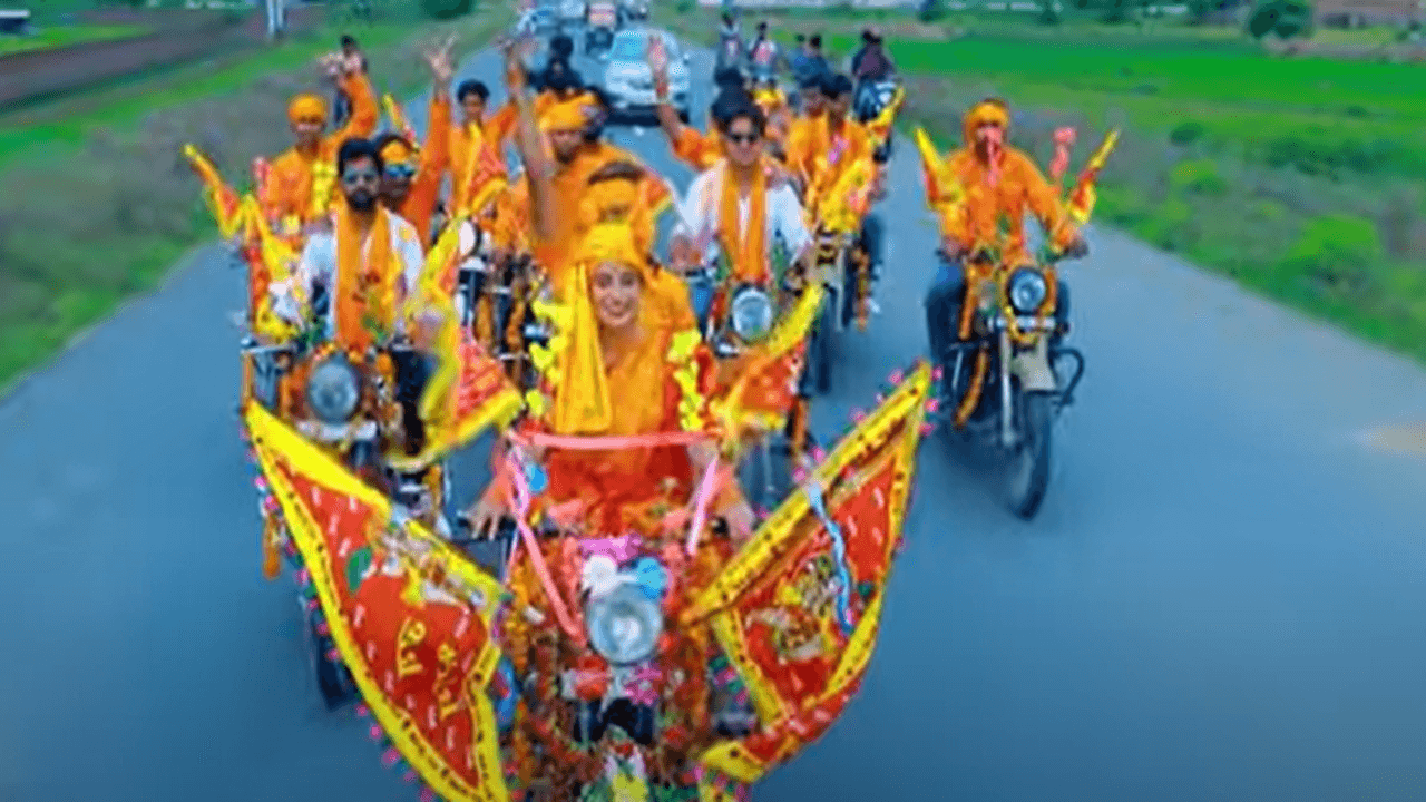 अयोध्या राम मंदिर को लेकर अक्षरा सिंह का नया गाना रिलीज, प्रधानमंत्री नरेंद्र मोदी को दर्शाते हुए गाया ये गीत