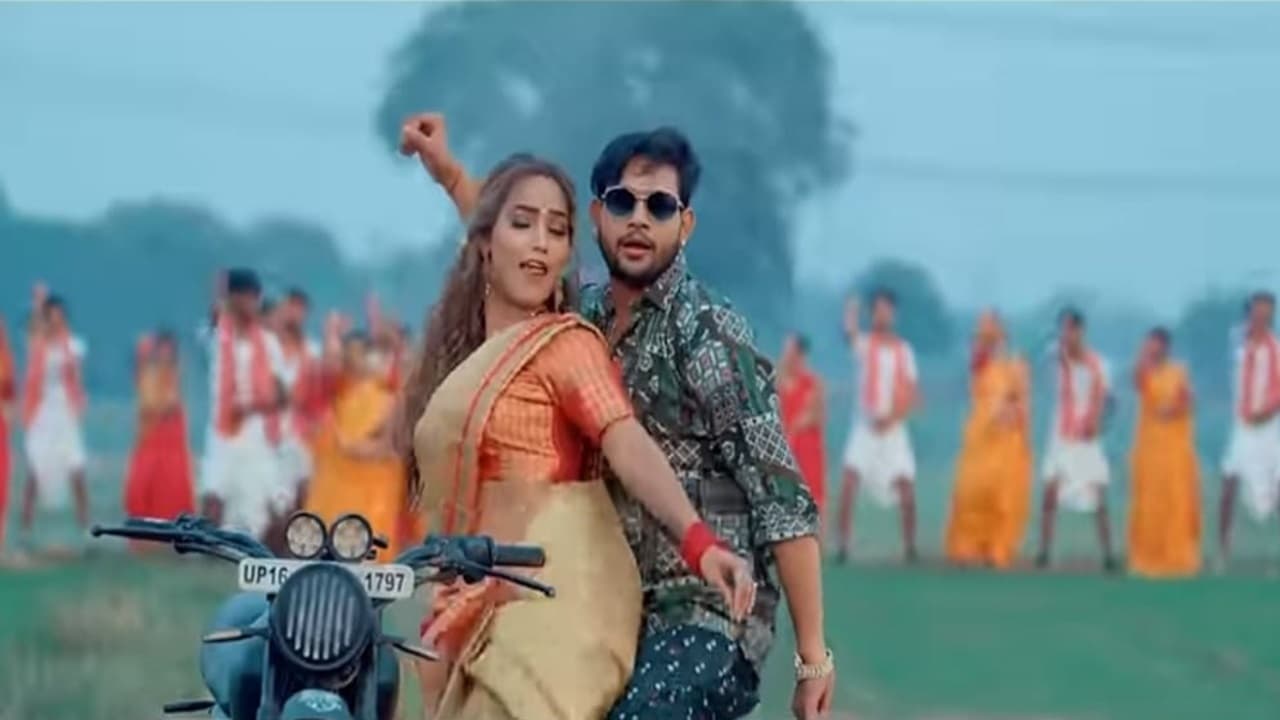 Bhojpuri Song: भोजपुरी सुपरस्टार अंकुश राजा के गाने ने इंटरनेट पर मचाया बवाल, लोगों को पसंद आ रहा ये अंदाज