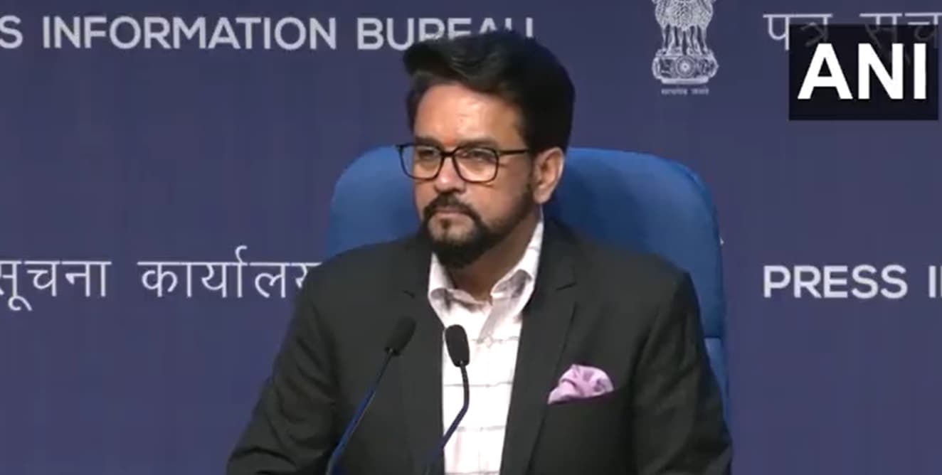 Union Cabinet: महिला स्वयं सहायता समूहों को 15000 ड्रोन देगी मोदी सरकार, जानें क्या होगा इससे फायदा