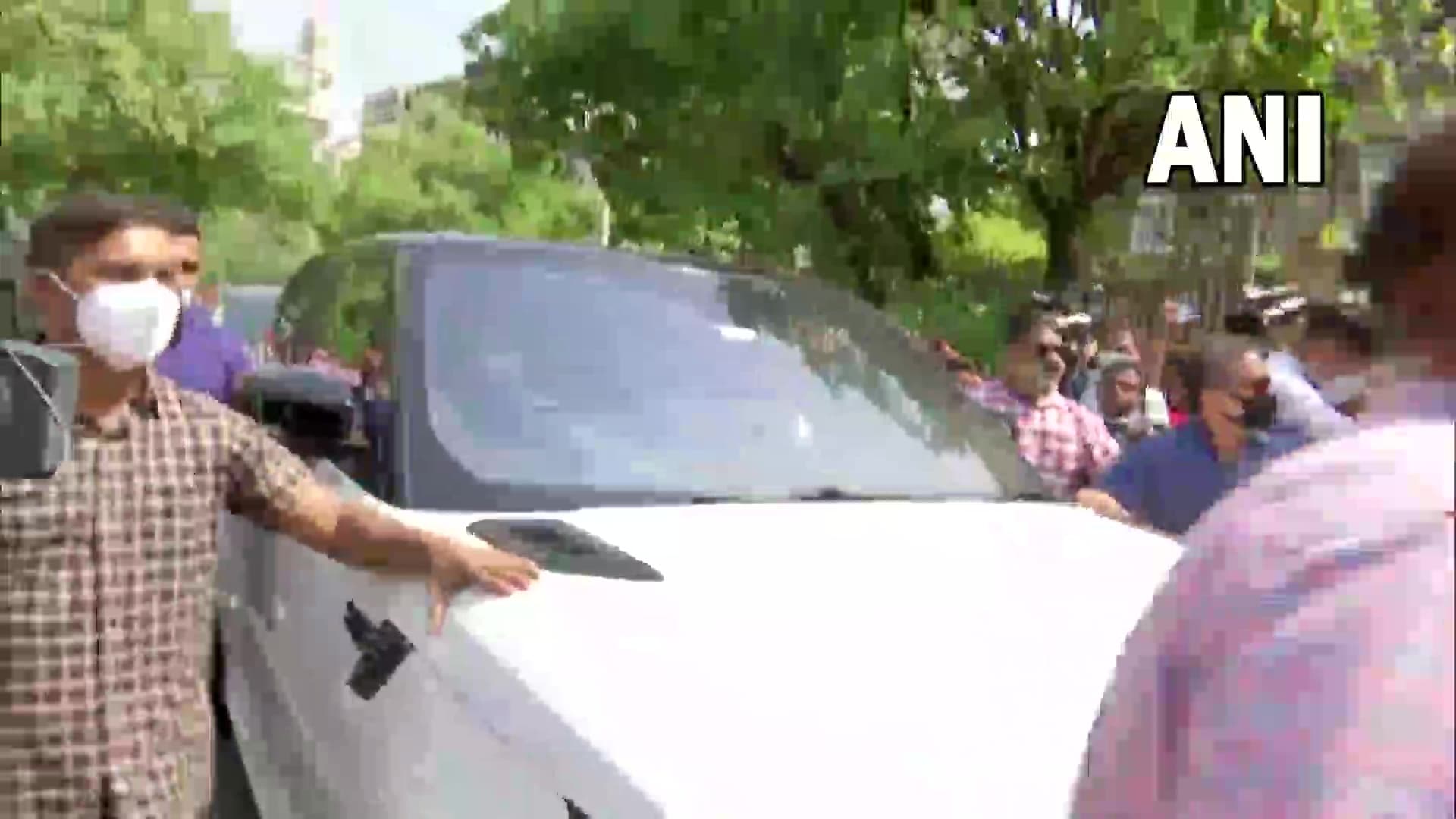 रिहाई के बाद भी बढ़ सकती है आर्यन खान की मुश्किलें, एक भी शर्त का किया उल्लंघन तो फंसेंगे किंग खान के लाडले