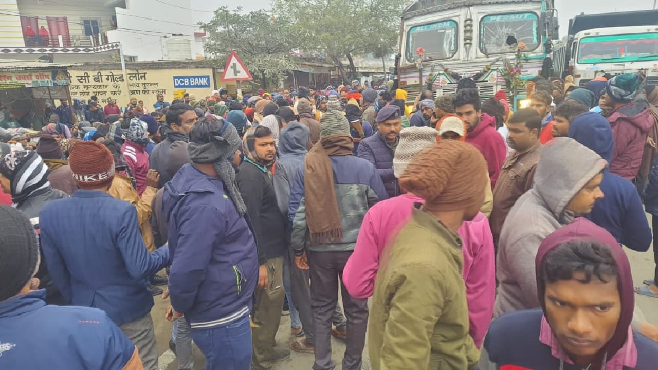 बिहार: औरंगाबाद में स्कूल जा रहे टीचर दंपति को ट्रक ने रौंदा, हेडमास्टर की मौत, शिक्षिका की हालत गंभीर