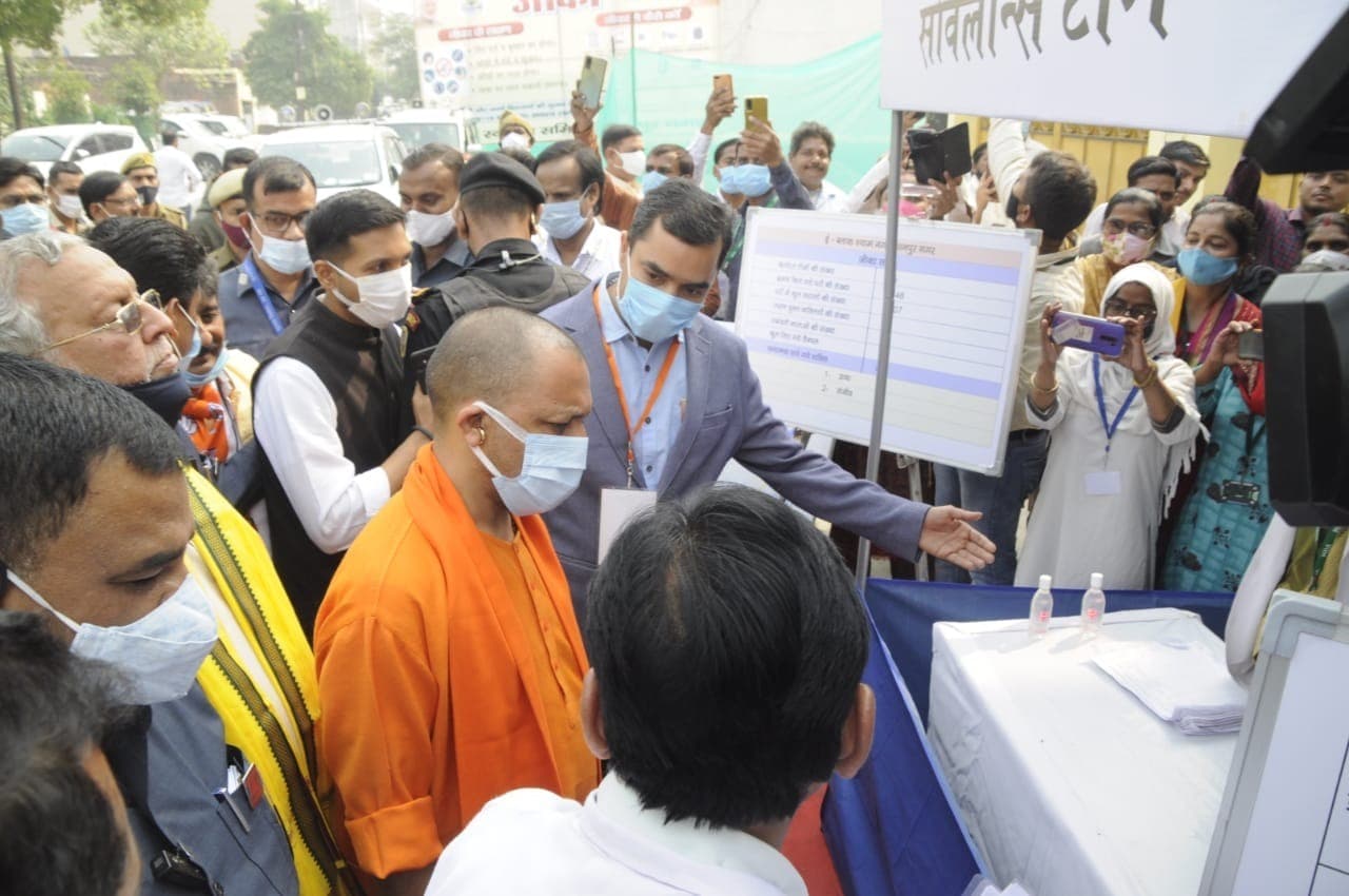 कानपुर: जीका वायरस पर रोक लगाने की तैयारी, सीएम योगी ने की बैठक, स्वास्थ्य विभाग को दिए कई निर्देश