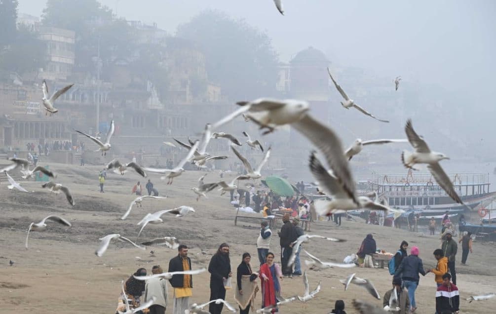 अलविदा 2021: खट्टी-मीठी यादों के साथ गुजरा साल, काशी ने इस अंदाज में किया न्यू ईयर का स्वागत