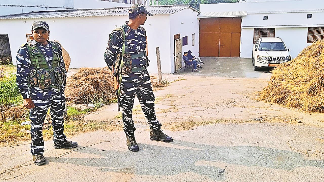 बिहार टॉपर घोटाला: पत्नी को चुनाव लड़ाने की तैयारी में था बच्चा राय, ईडी को किया चैलेंज तो पड़ा बड़ा छापा