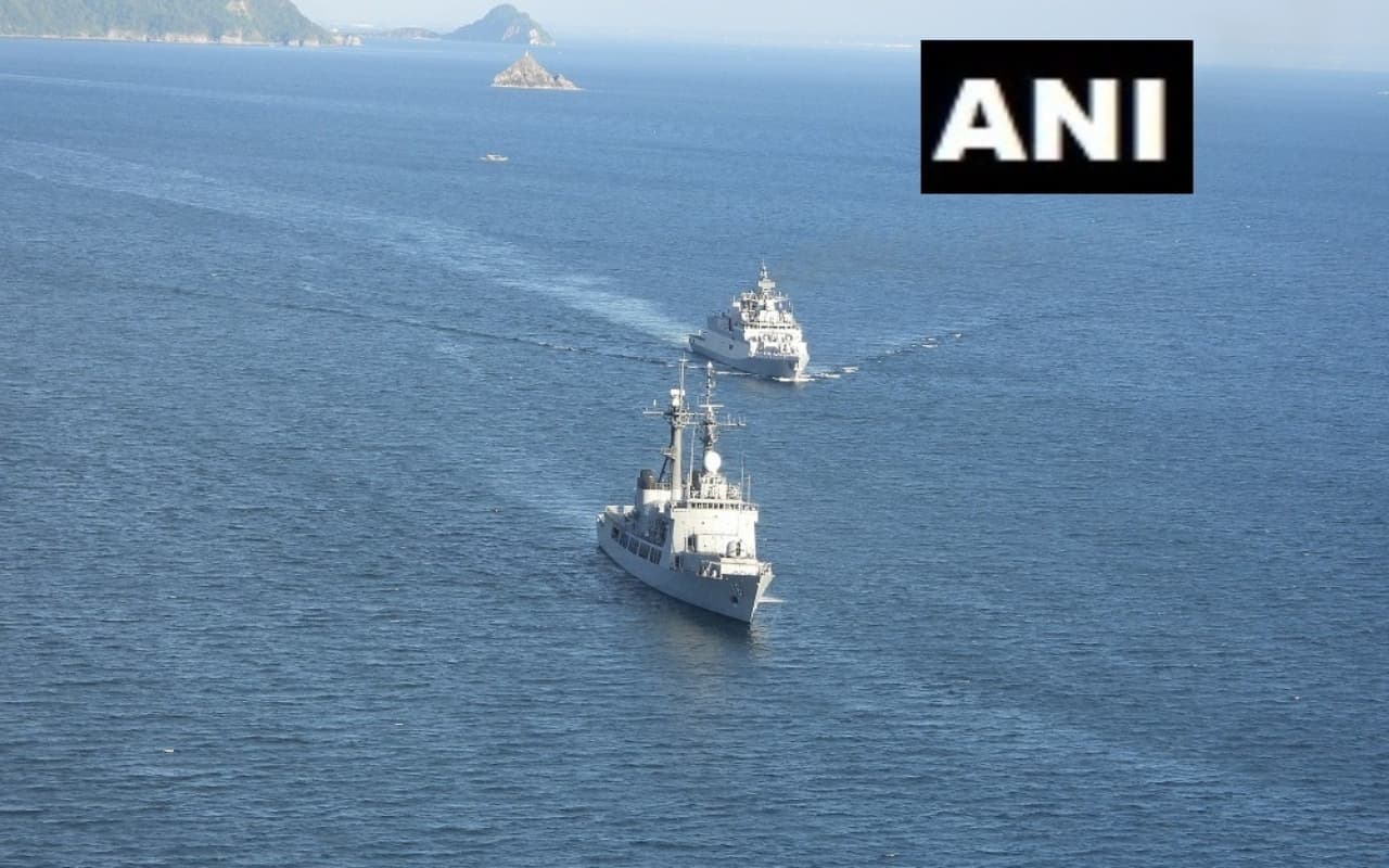 अरब सागर में मालवाहक जहाज एमवी रुएन को अगवा करने की कोशिश, भारतीय नौसेना ने ऐसे की त्वरित कार्रवाई