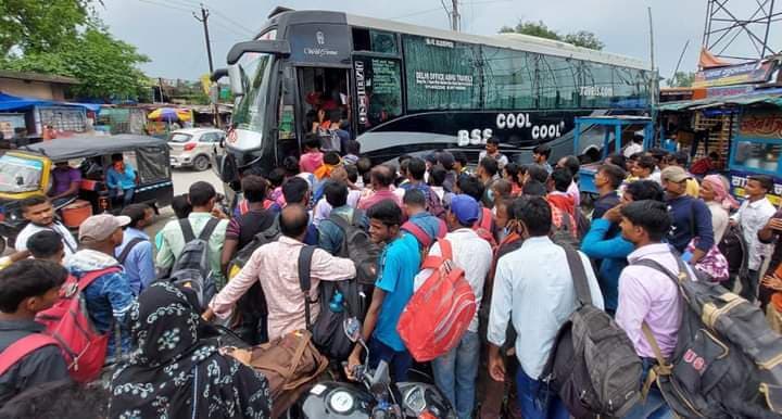 महंगाई की चौतरफा मार ! पेट्रोल-डीजल के दामों में बढ़ोतरी के बाद बिहार में अब प्राइवेट बसों का किराया बढ़ा
