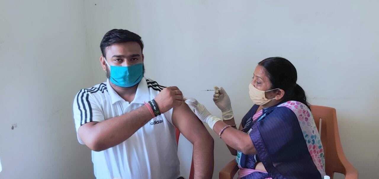 बिहार में इस दिन से दोबारा शुरु हो जाएगा 18+ उम्र के लोगों का वैक्सीनेशन, हेल्थ मिनिस्टर मंगल पांडेय ने किया ये ऐलान