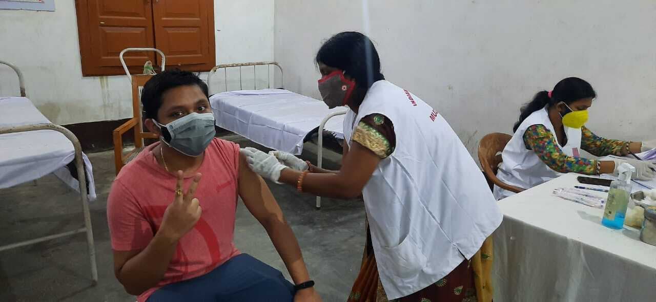 बिहार में Lockdown की वजह से वैक्सीनेशन की रफ्तार पर लगा ब्रेक? टेंशन में स्वास्थ्य विभाग, जारी किया नया निर्देश