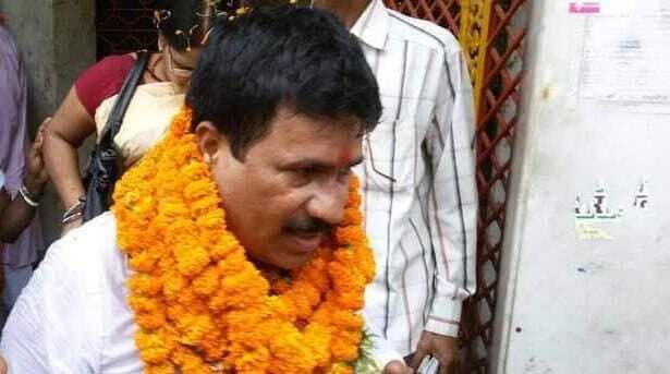 RJD में राह तलाश रहे हैं BJP MLC टुन्ना पांडेय? तेजस्वी की तारीफ और नीतीश के खिलाफ बयान देने के बाद सियासी अटकलें तेज RJD में राह तलाश रहे हैं BJP MLC टुन्ना पांडेय? तेजस्वी की तारीफ और नीतीश के खिलाफ बयान देने के बाद सियासी अटकलें तेज