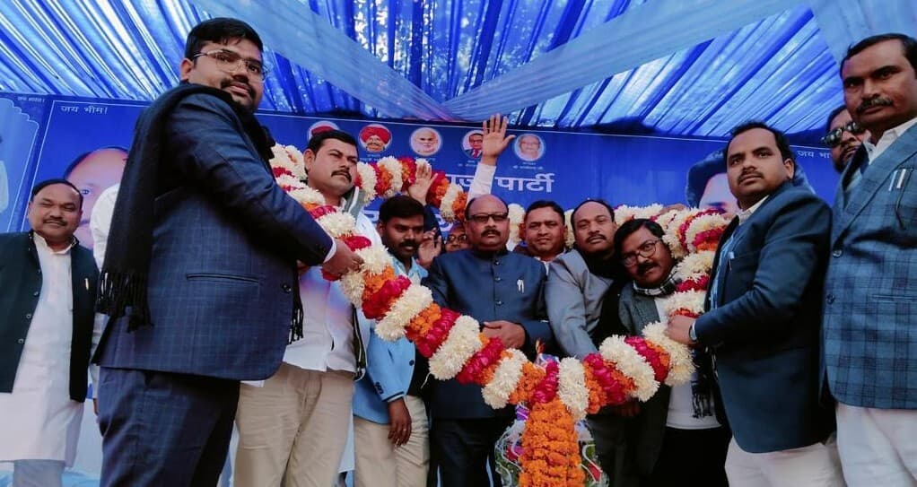 चुनावी मोड में बीएसपी, शुरू होंगी सेक्टरवार बैठकें, प्रदेश अध्यक्ष विश्वनाथ पाल ने बीजेपी, सपा पर साधा निशाना