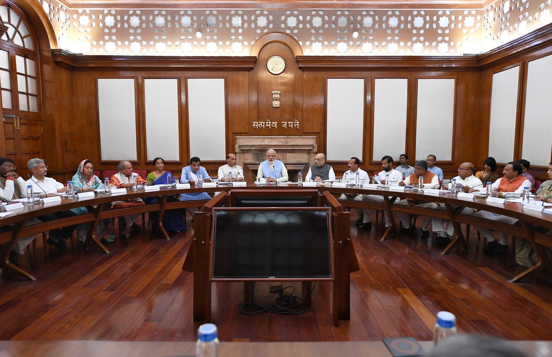 Modi Cabinet Vistar : मोदी कैबिनेट विस्तार की सुगबुगाहट तेज ! चिराग पासवान के मंत्री बनने पर सस्पेंस बरकरार, जानें बिहार कोटे किसे मिल सकता है मौका?