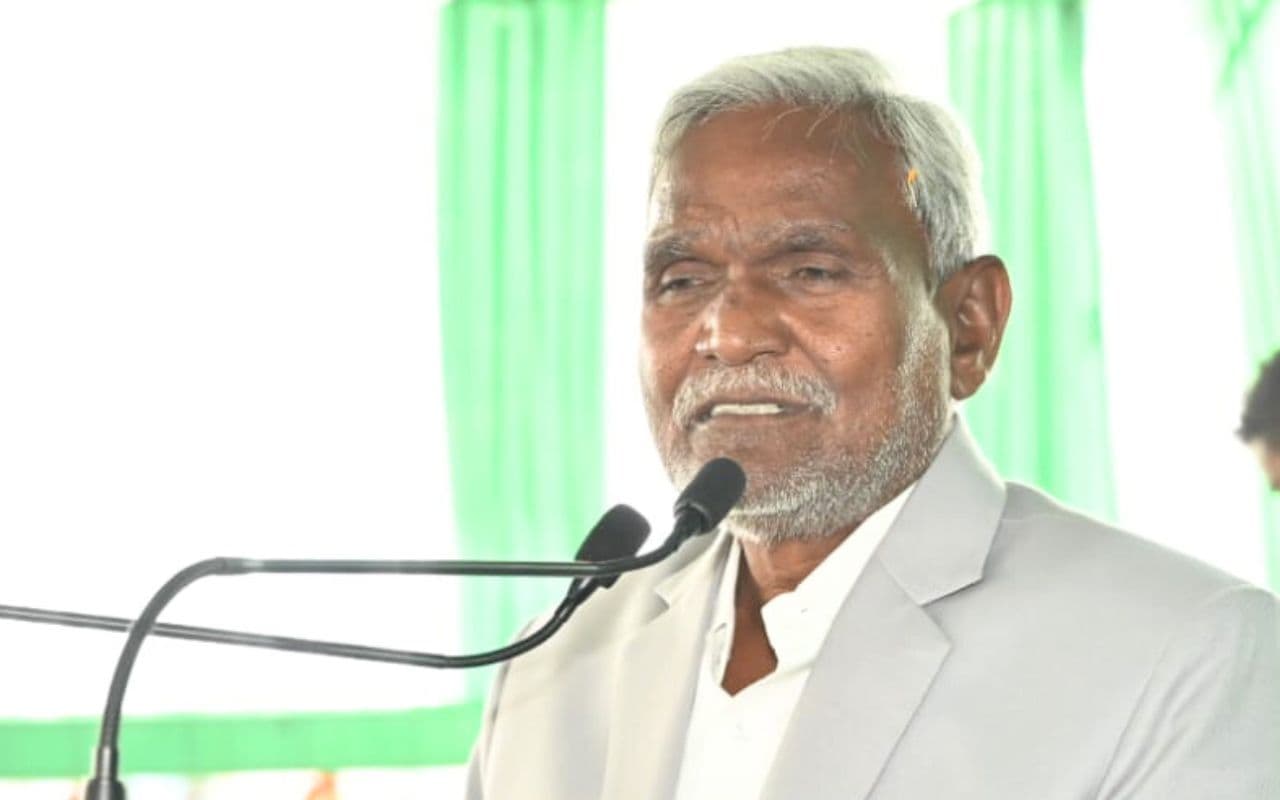 हेमंत सोरेन सरकार के काम से भाजपा भयभीत, गढ़वा में गरजे झारखंड के सीएम चंपाई सोरेन