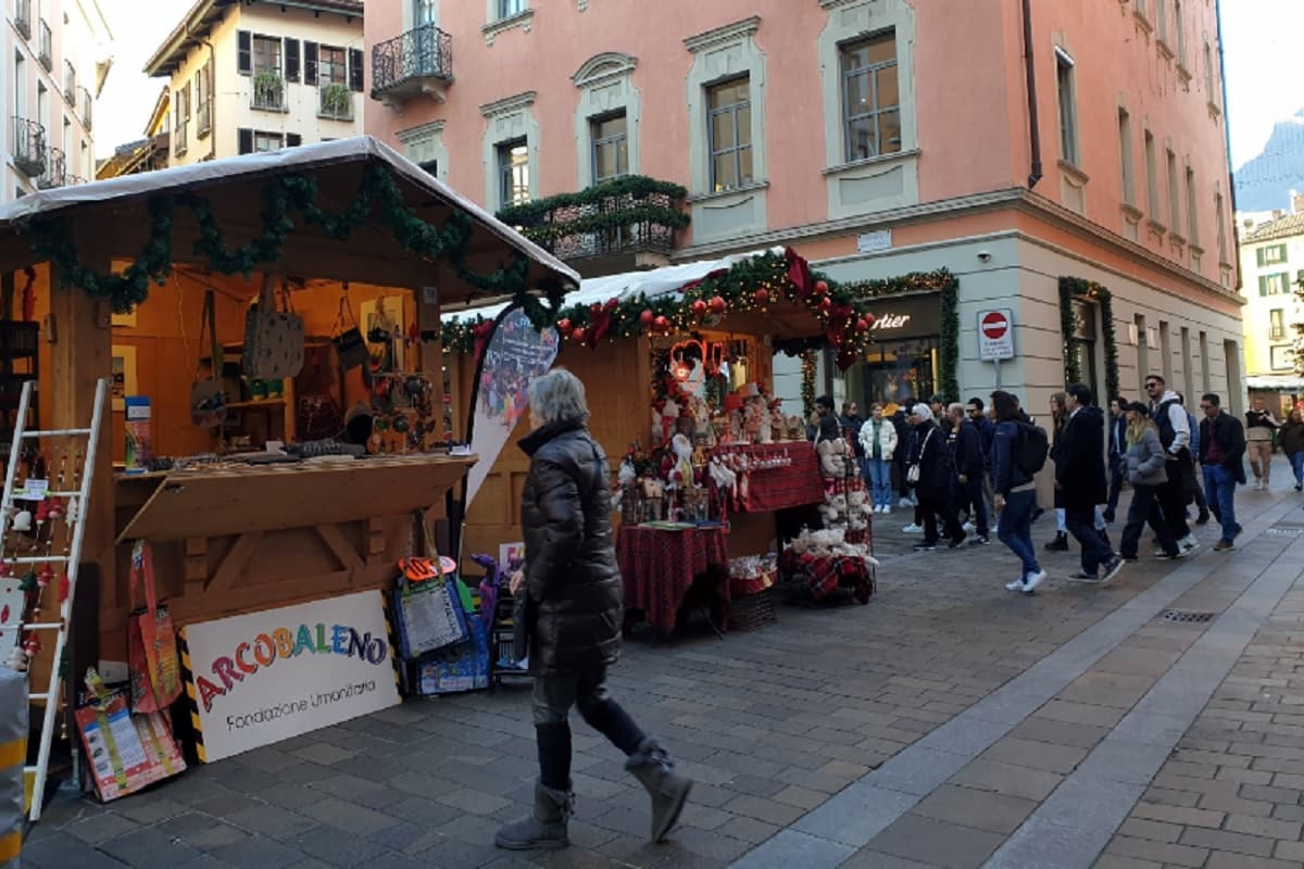 स्विटजरलैंड में देखते ही बन रहा क्रिसमस का माहौल